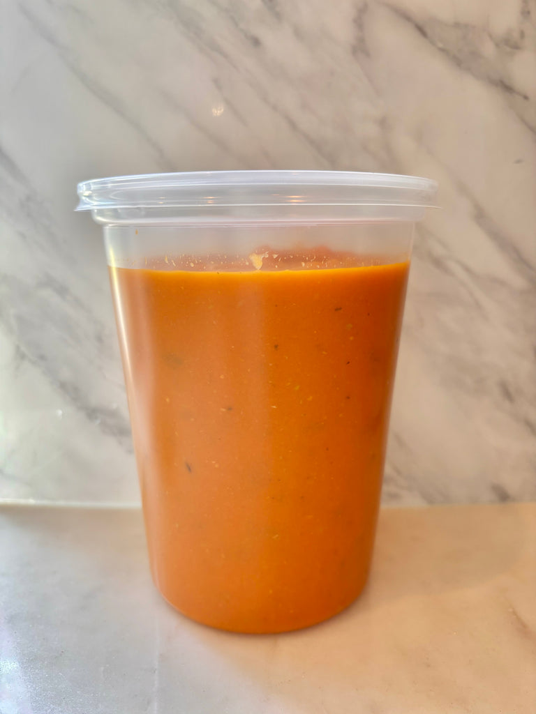 1L of carrot, tomato and sweet potato soup VEGAN🍃